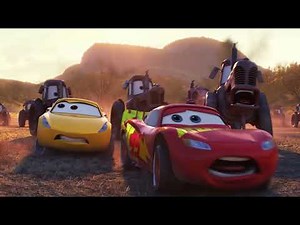 🚘 Rayo entrena con Smokey | Pixar Cars | Disney Junior España