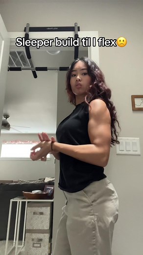 No one knows i lift until i flex like bruh | Sleeper Build