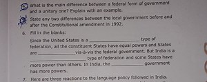 What is the main difference between a federal form of governmen... | Filo