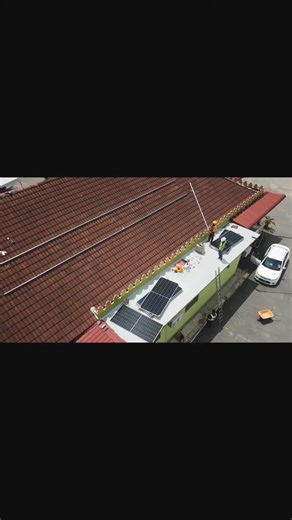 Kalau mengkome nk pasang solar system jimat elektrik bulan2. kome pm la teman yerk sari pasang je udah siap 😆 #SG Energy SDN BHD #selco #NEM #atap