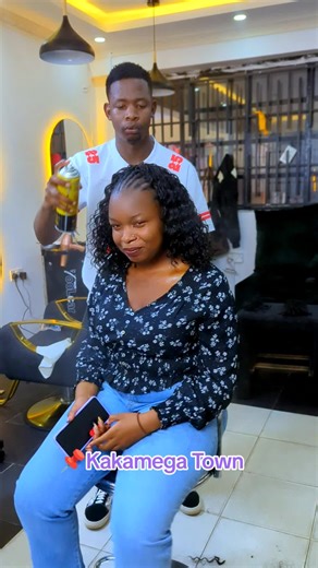 Bob Style Dreadlocks: Elegance with Zouk Extensions