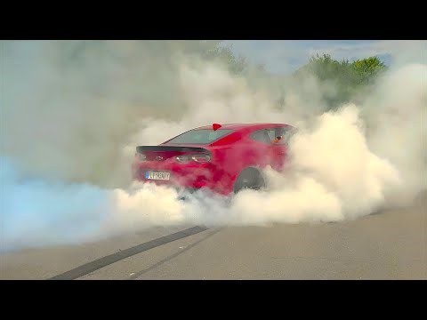This Is the CRAZIEST Camaro V8 Burnout EVER