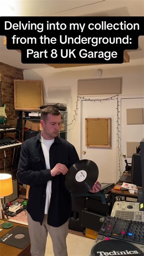 Part 8 and here’s the track Sexy Dimensions, from XL Regular’s Store Duties 2024 release. ⠀⠀⠀⠀⠀⠀⠀⠀⠀⠀⠀⠀ XL Regular gives us some bliss chords and seductive vocal samples. One can’t help but to dance it out to this one. ⠀⠀⠀⠀⠀⠀⠀⠀⠀⠀⠀⠀ It comes to us from Arisjok Records an artful and inpressive label. Whom are based out of Brussels Belgium.🇧🇪 ⠀⠀⠀⠀⠀⠀⠀⠀⠀⠀⠀⠀ What are your thoughts on this tune? ⠀⠀⠀⠀⠀⠀⠀⠀⠀⠀⠀⠀ #ukgarage #brokenbeat #belgium #xlregular #storeduties #artisjok ⠀⠀⠀⠀⠀⠀⠀⠀⠀⠀⠀⠀