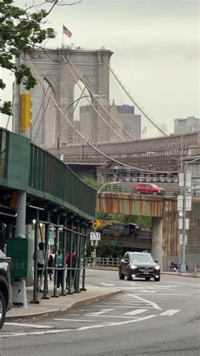 🌉 Brooklyn Bridge — where history meets the heartbeat of New York City. 🇺🇸✨