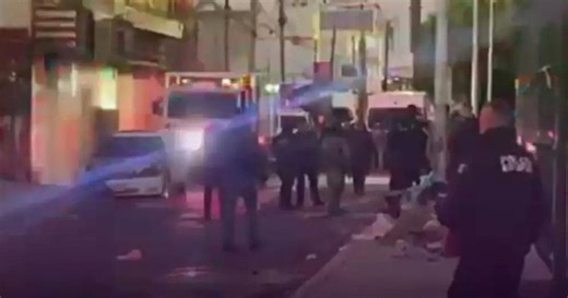 Mueren cinco personas en incendio provocado en un bar en Puebla