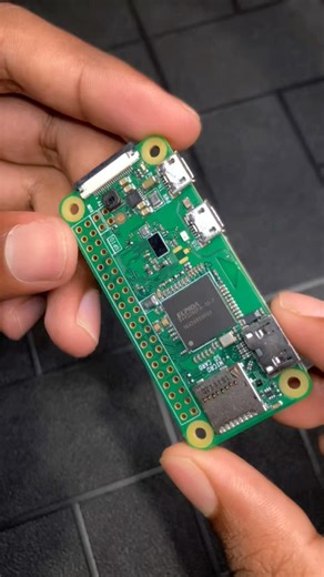 Meet the Raspberry PI zero W #raspberrypi #minicomputer