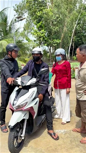 Tranh giành miếng ăn với người khác #cong67 #giaitri #phimngan #shorts #viral #trending #windnet
