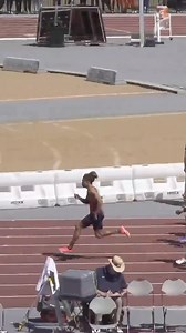 1.3M views · 4.6K reactions | Are you kidding me, @laaared_! 1️⃣0️⃣.2️⃣2️⃣ 勞 The fastest 100m time in March history for a high schooler and the 28th best ever. | MileSplit | Facebook