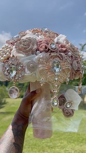Bride bouquet | Monica Sims -Vivid Decor