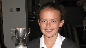 Scots singer looks unrecognisable in major throwback snap