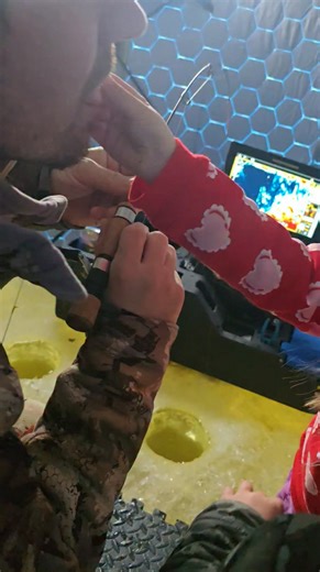 Mega live 2 is so clear my 3 and 4 year old do it with ease! My daughter picked up on it right away. It was great to watch them enjoy doing what I love #icefishing | Reel Fresh Catch