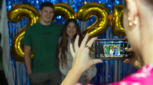 New Year's Eve parties in Pensacola 2025: Where to go to ring in 2026