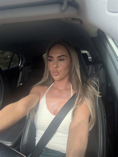 Get Ready With Me: Rare Night Out