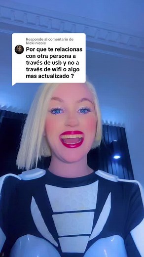 Relaciones a través de la tecnología - La historia de una mujer robot argentina