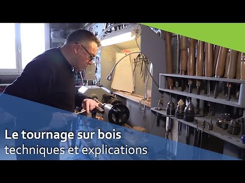 Le tournage sur bois, Paul Kersaudy nous montre sa technique.