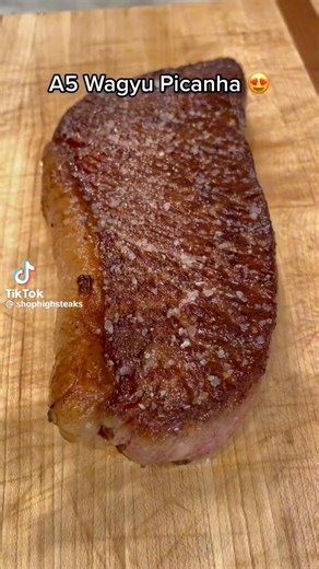 和牛のピッカーニャ！日本食や和風ステーキって、まだ流行ってるのかな？今日はあまり日本食の投稿を見かけない気がする。