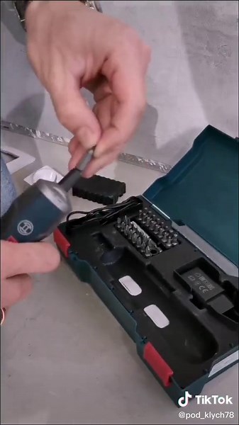 How to Safely Remove an Electrical Outlet