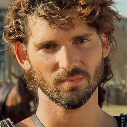 HECTOR faces the GREEKS for #troy