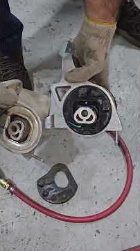Ford Taurus engine mounting fix #automotive #garage #mechanic