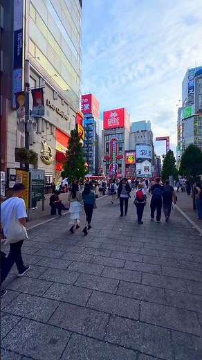 Shinjuku Godzilla Road: Explore Tokyo’s Famous Streets in Daylight #tokyo #japan