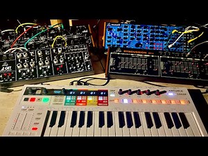 Monosynth Droneing Jam with 4 Behringer Synthesizer
