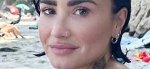 Demi Lovato's Bikini Thigh Gap 'Disappointing' In Swimming Pool Photos