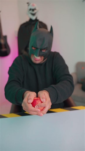 How to Split An Apple with Bare Hands😱 @zackdfilms