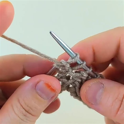 Oh my God 😳 This is incredibly! Beautiful The Easiest one row knitting pattern. #crochet #knitting #design -sultan | El Sanatları ve Hobi