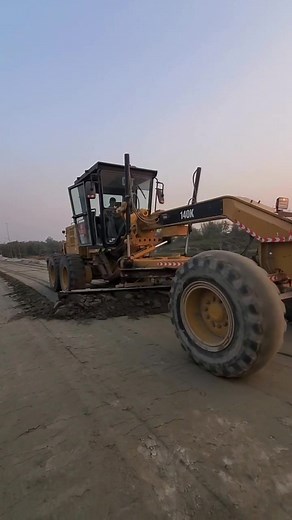 Cat grader machine #graderoperator #machinery #heavyequipment #grader | Abdul Kader