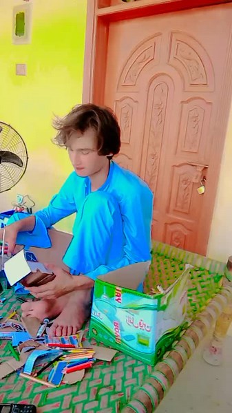 Creating a Cardboard Model Truck from Scratch