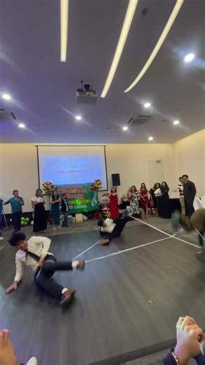 garter game 😭😭😭😭😭 #filo #christmasparty #fyp | garter game for christmas party