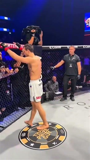 With this corner Usman Nurmagomedov can never lose 😬👏🏻