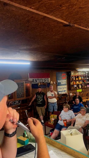 Great looking 👀 crowd 😍 | Grady's Auction House