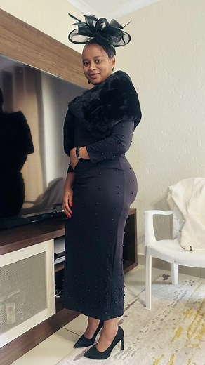 Funeral Outfit Ideas: Stylish Black Attire for a Somber Occasion