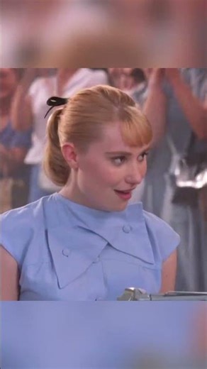 She Was the Fastest Typist—Using Only Two Fingers 😳