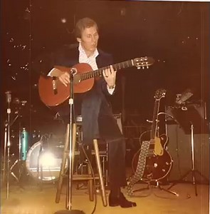 Chet Atkins The Boxer