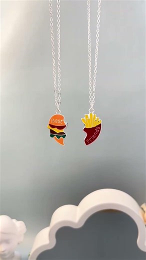 Best silver ladies locket designs