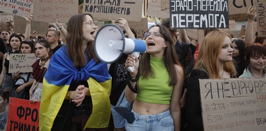 Ukrainian protests: Zelensky faces biggest threat to his presidency since taking power
