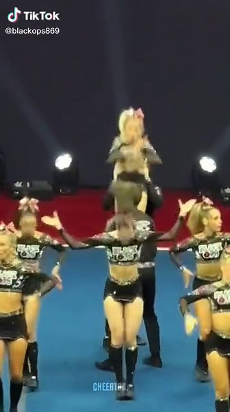 Ops at !💸🪩✨#cheer#blackops#dance#routine