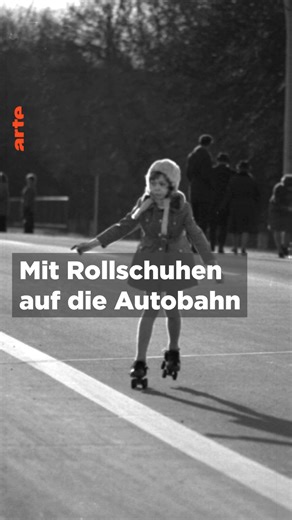 Vor fast genau 50 Jahren waren Energiesparen und Nachhaltigkeit schon mal ein großes Thema in Deutschland: Die Ölkrise von 1973 zwingt die Regierungen des Westens zum Energiesparen. Die Deutschen müssen sonntags ihre Autos stehen lassen. Und wie reagieren sie darauf? - Sie feiern und tanzen 🥳 💃🏻. Seht dazu unsere Doku ➡️ so.arte/Der-Oelschock-von-1973 | Arte