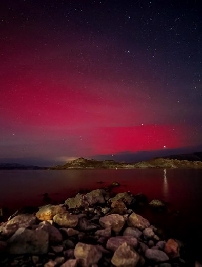 Clouds continue to occupy the Las Vegas sky, and reports of aurora sightings haven't reached the level of last night... although, they were faint as far south as Birmingham, AL. Meanwhile, we still have memories from last night. Our friend, Tyler Leavitt put together this time lapse from his night at Lake Mead Tuesday evening. | Kevin Janison