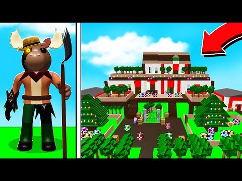 ROBLOX PIGGY MARKUS CHRISTMAS TREE FARM! (Piggy Build Mode)