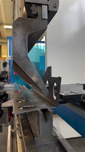 Gooseneck Die Bending Demo | Precision with HARSLE Press Brake #tools #pressbrake#shorts