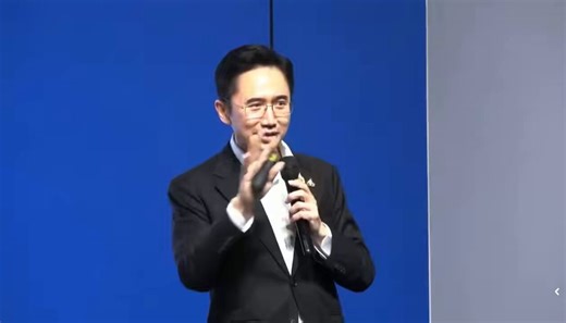 ไม่เสียใจที่เลือกเพื่อไทยเข้ามาทำงานเลย สมกับวลีเพื่อเธอสองใบเพื่อไทยสองเบอร์ ทำไมกุไม่ได้อ.เชนเป็นนายก ฉันรักคนที่มุ่งมั่นทำงาน เห็นอนาคตประเทศไทยว่าจะต้องดีขึ้นได้ ฉันในฐานะเด็กที่อยู่ในระบบอยากขอบคุณอ.เชนกับพรรคมาก เมื่อคนในระบบมองเห็นปัญหาเค้าก็จะไม่มองข้าม เริ่ม dek70 ได้เลย