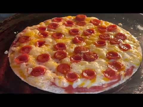 How To Make Cast Iron Pan Tortilla Pizza in Just 10 Minutes