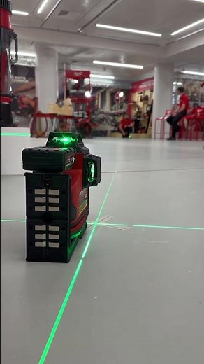 Auto aligning 360 degree 3 plane laser.