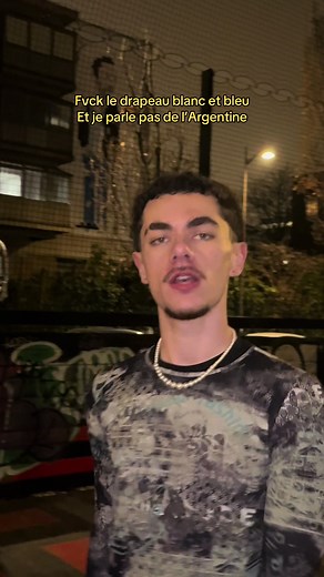 Réponse à @Gaby Vous pensez à moi ? Moi je pense pas à vous 🤷‍♂️