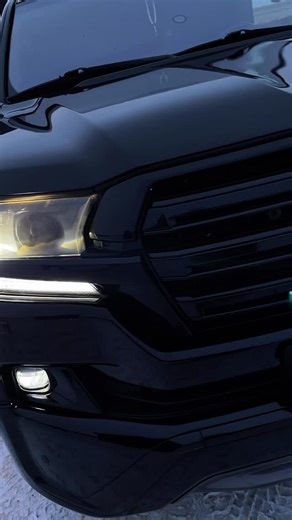 Автомаркет | Караганда on Instagram: "Toyota Land Cruiser 200 | 2009 год Легендарный внедорожник для любых условий 🚙 Надёжность, мощь и комфорт — всё в одном автомобиле. 🔹 Двигатель 4.6 🔹 АКПП 🔹 Пробег — 243 557 км 🔹 Просторный салон и уверенный ход 🔹 Отлично подходит для города и бездорожья Автомобиль для тех, кто ценит запас прочности и комфорт в любой ситуации. 📍 Республики 9, ТЦ Казмарт 📞 +7 702 589 0029 Пишите или приезжайте — покажем и проконсультируем"