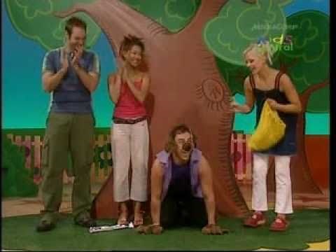 Hi-5 Sharing Stories- Dog Tricks