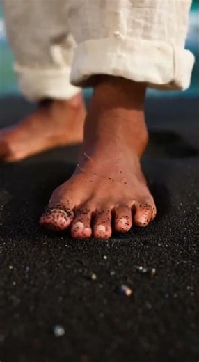 Honokalani Black Sand ASMR ✨ | Footsteps + Ocean Calm
